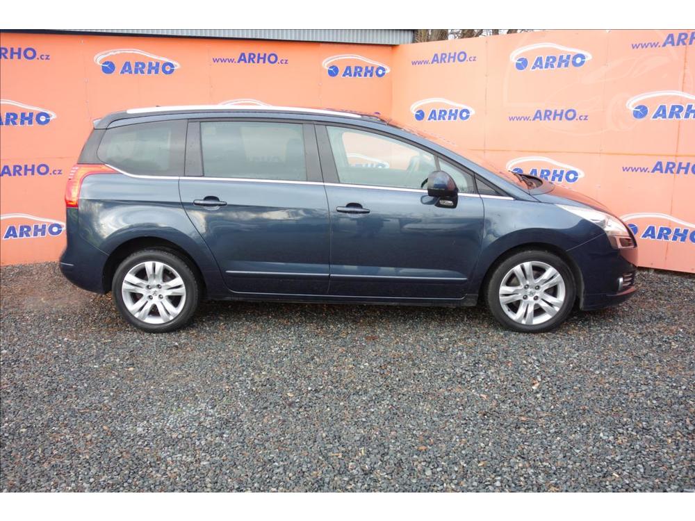 Peugeot 5008 1,6 THP,R,PANORAMA,7 MST.