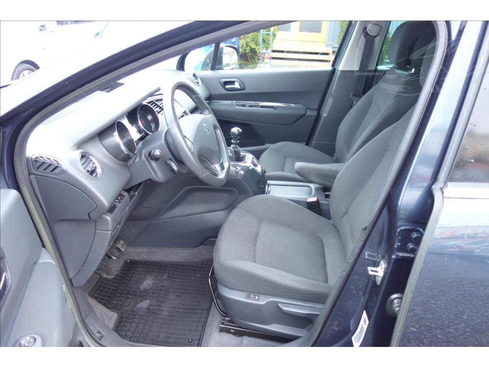 Peugeot 5008 1,6 THP,R,PANORAMA,7 MST.