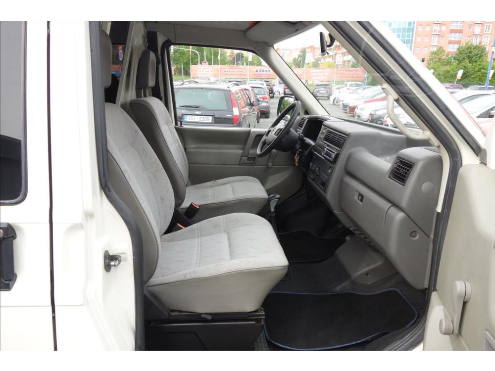 Volkswagen Transporter 1,9 TDi,PROVENO SPOL. CEBIA.