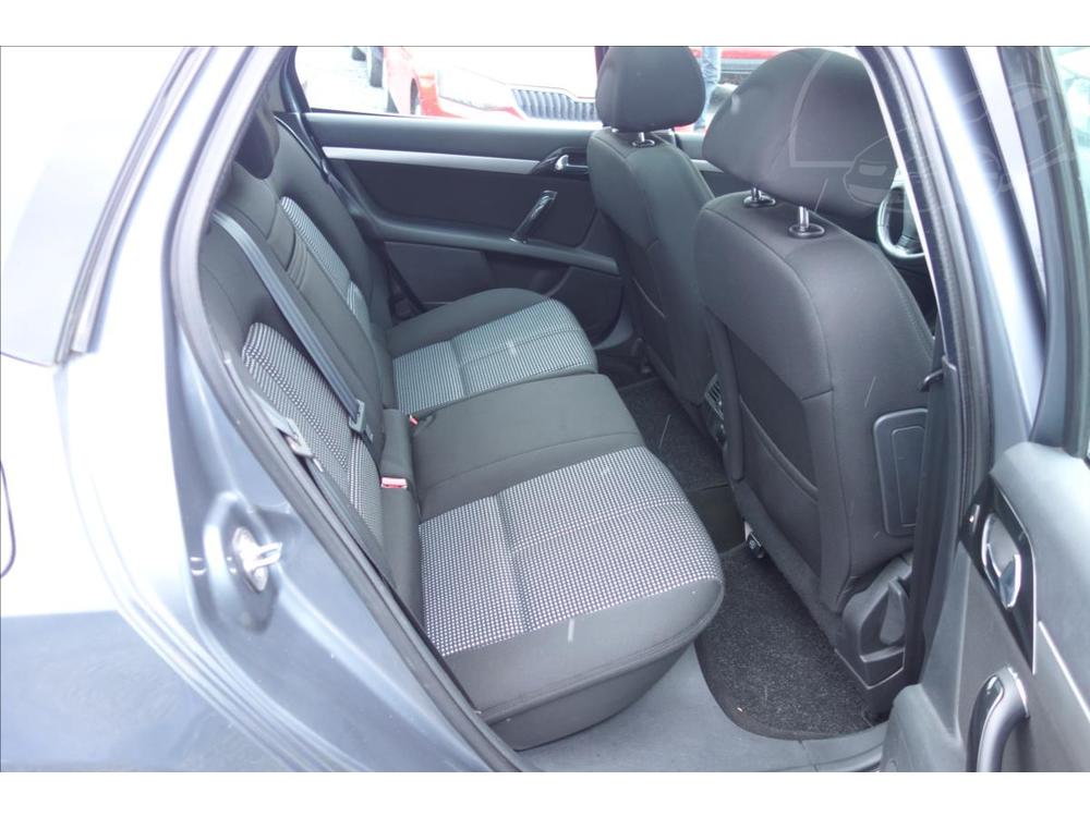 Peugeot 407 2,0 i 16V, PREMIUM, PANORAMA.