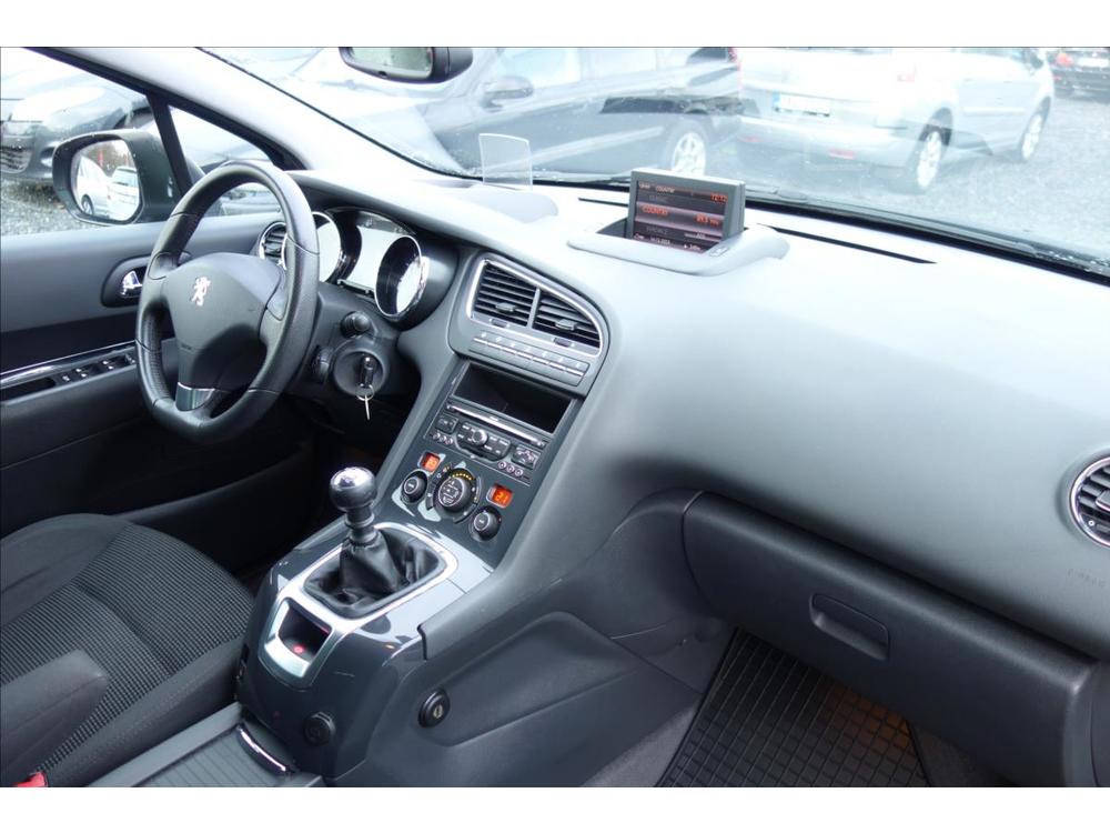 Peugeot 5008 1,6 THP,R,PANORAMA,7 MST.