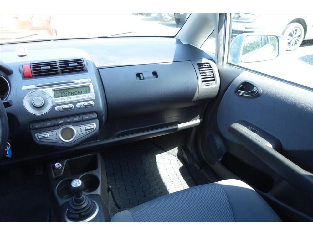 Honda Jazz 1,3 i 61KW, R, 1 MAJ., KLIMA.