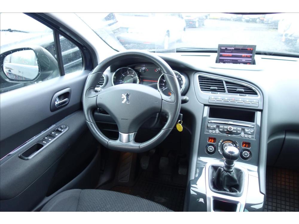 Peugeot 5008 1,6 THP,R,PANORAMA,7 MST.