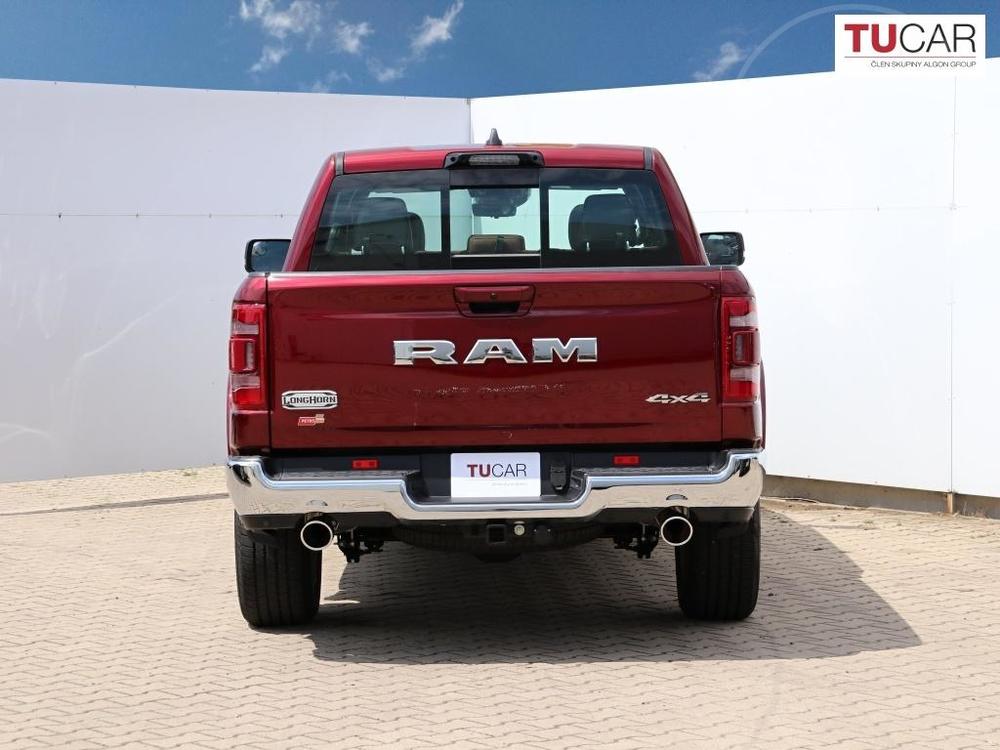 Dodge Ram Longhorn 5.7 V8 Hemi