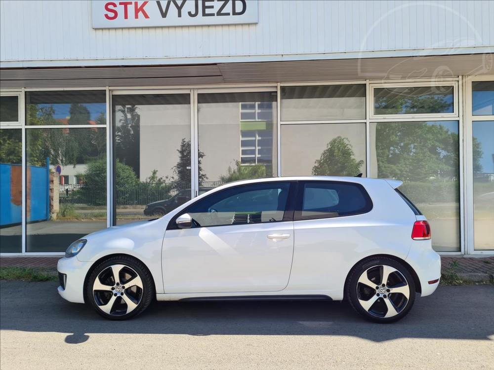 Volkswagen Golf 2.0GTD ALU18*SERVIS!1.MAJ!