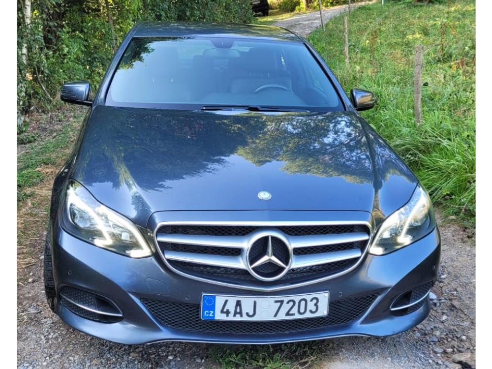 Mercedes-Benz E 220 2.2