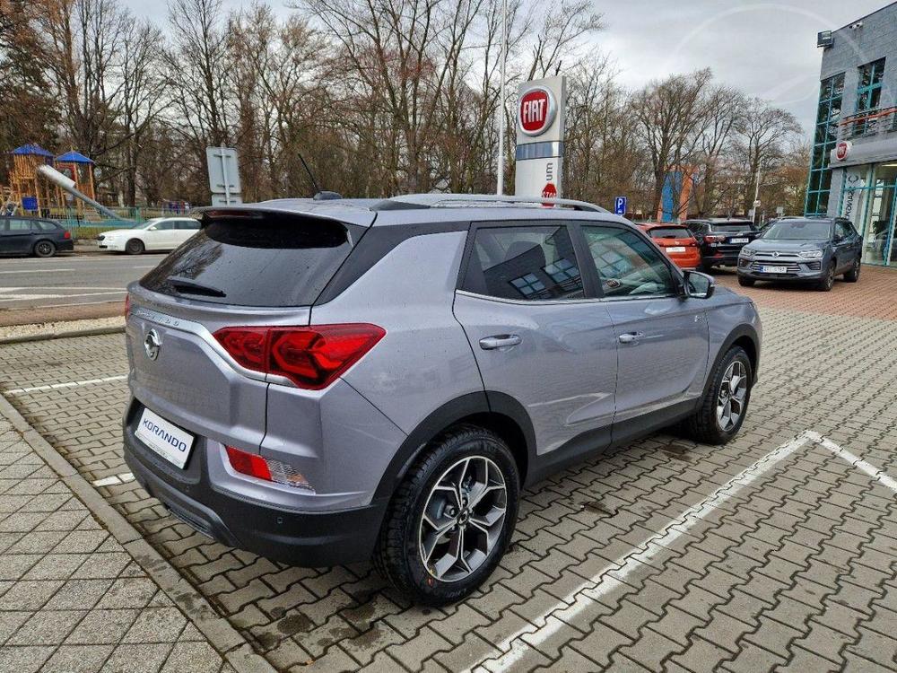 SsangYong Korando 1.5T, Style+2WD, AT, SKLADEM