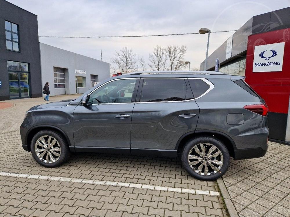 SsangYong Rexton 2.2 PREMIUM 4WD AT, SKLADEM