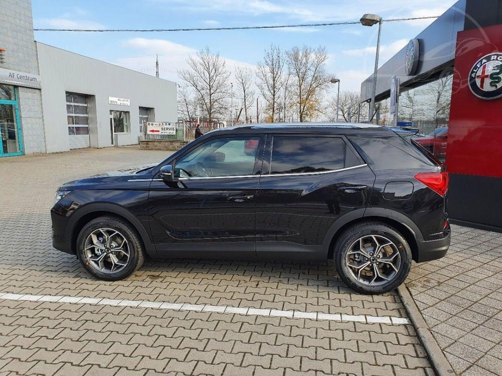 SsangYong Korando 1.5T Style+4WD MT, SKLADEM