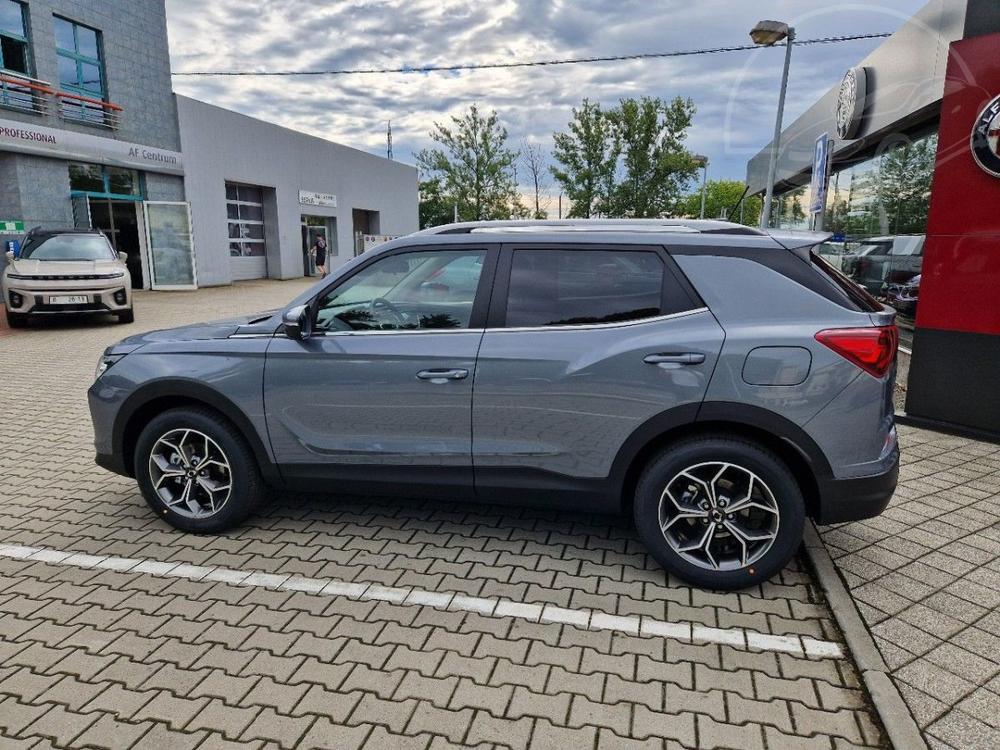 SsangYong Korando 1.5T, Clever 4WD, AT, SKLADEM