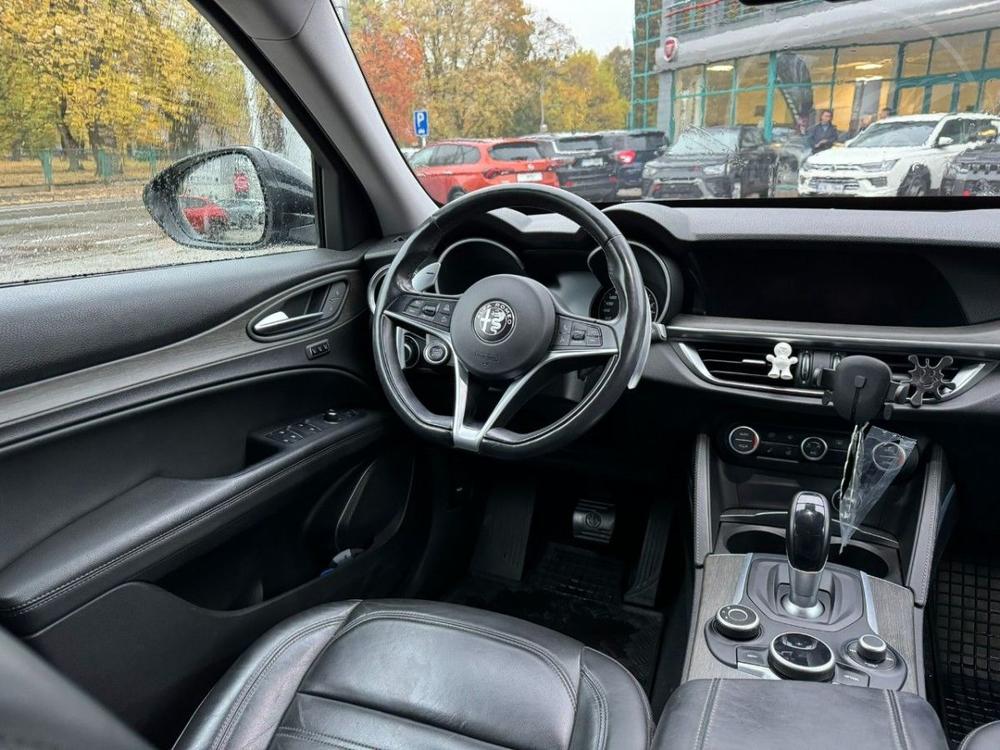 Alfa Romeo Stelvio 2.0T 280k,4x4, AUT, CZ,1. MAJ