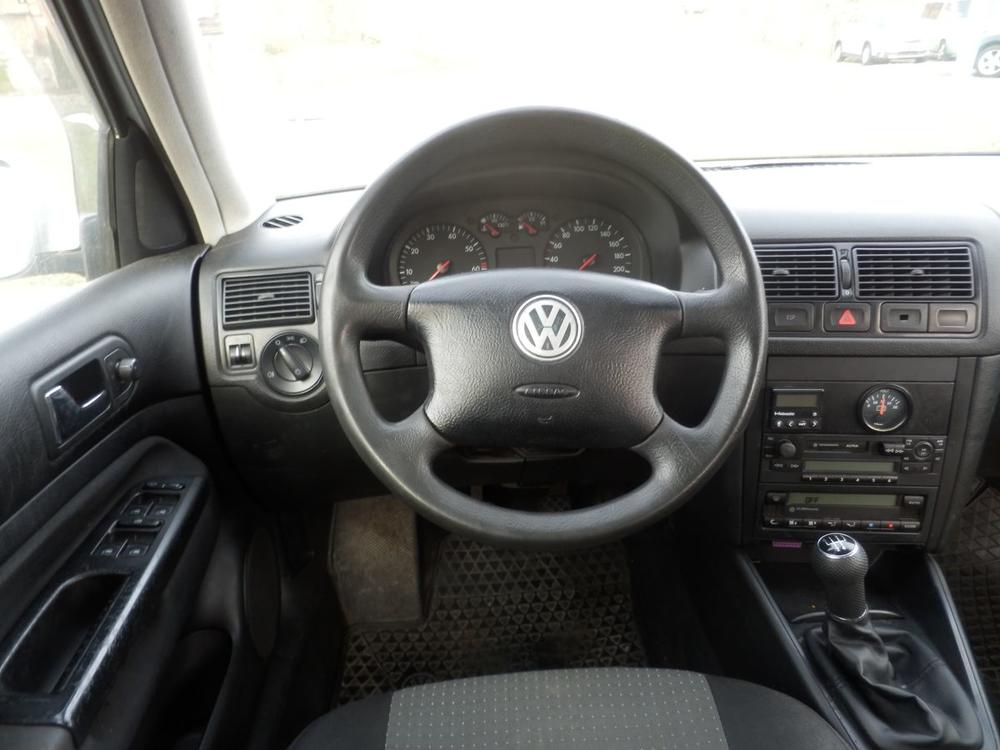 Volkswagen Golf 1,4 55KW DIGI-KLIMA