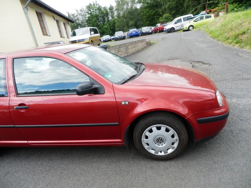 Volkswagen Golf 1.4 55KW