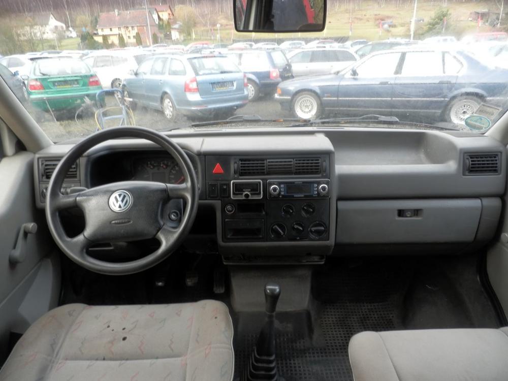 Volkswagen Transporter 2,5 TDI 63KW 