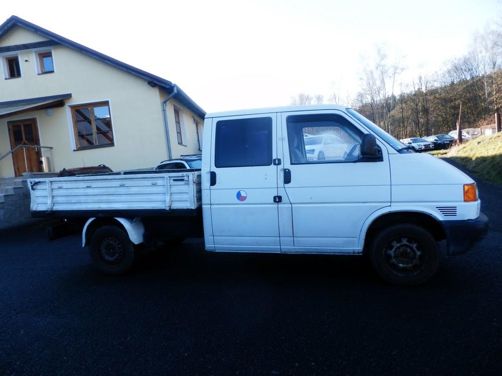 Volkswagen Transporter DOKA 1,9 50KW VALNK