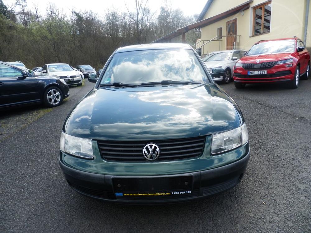 Volkswagen Passat 1,8 92KW DIGI-KLIMA