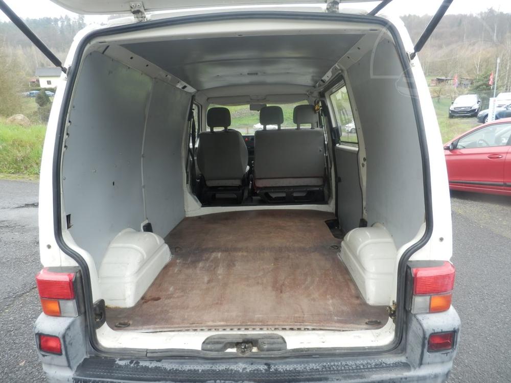 Volkswagen Transporter 2,5TDI 75KW 