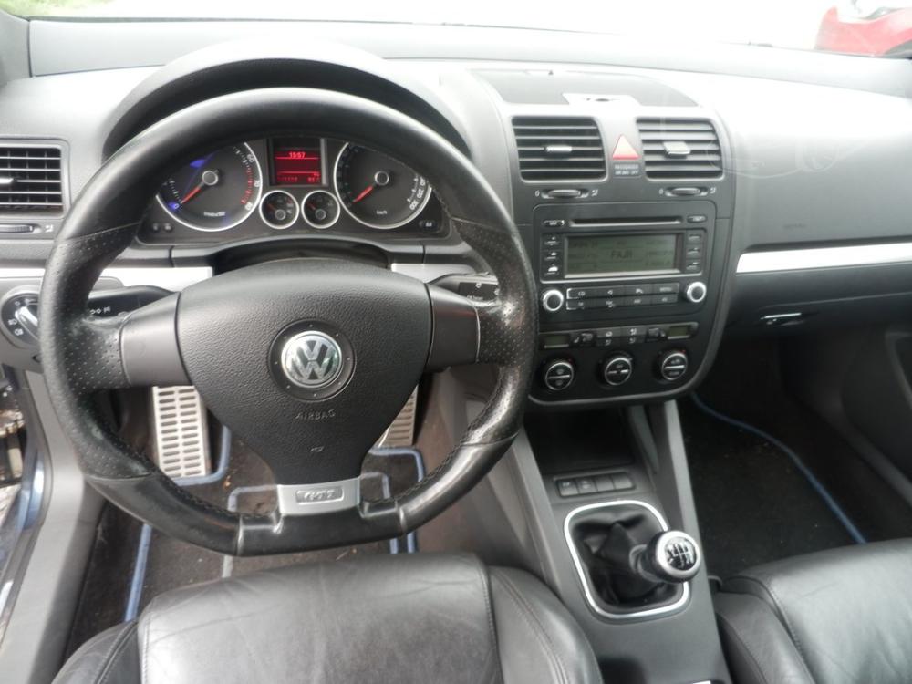 Volkswagen Golf 2,0GTI 147KW KَE DIGI-KLIMA