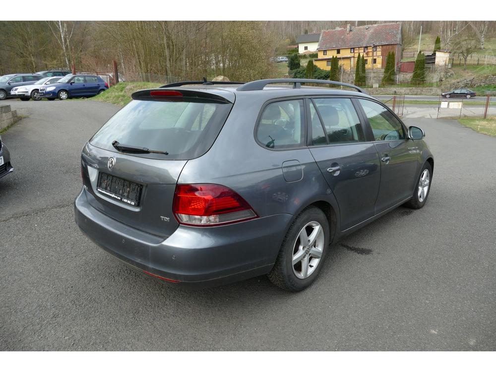 Volkswagen Golf 1,6TDI 77KW DIGI-KLIMA