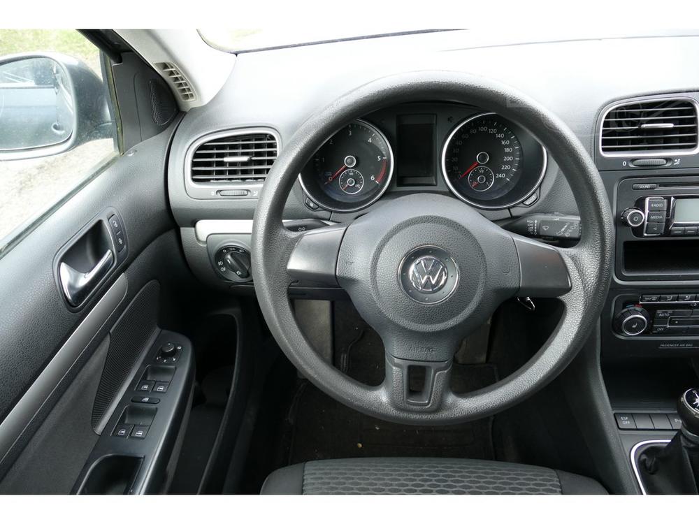 Volkswagen Golf 1,6TDI 77KW DIGI-KLIMA