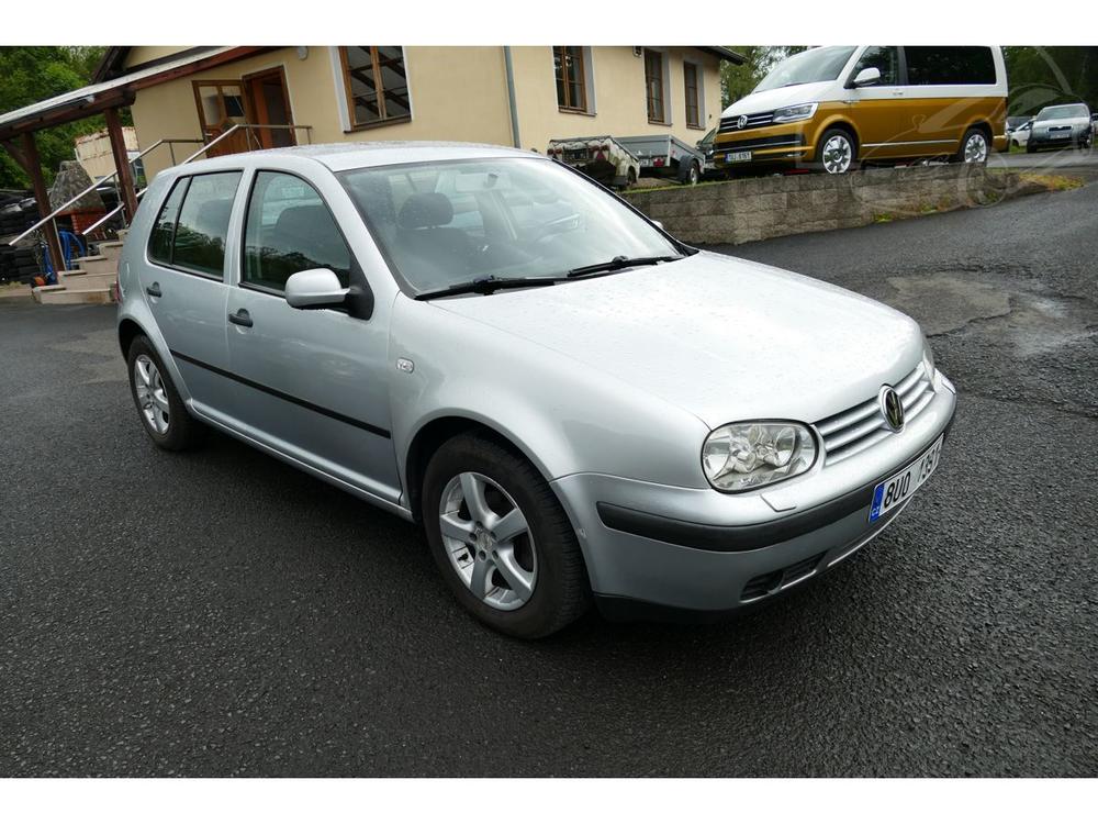 Volkswagen Golf 1,4 55KW KLIMA