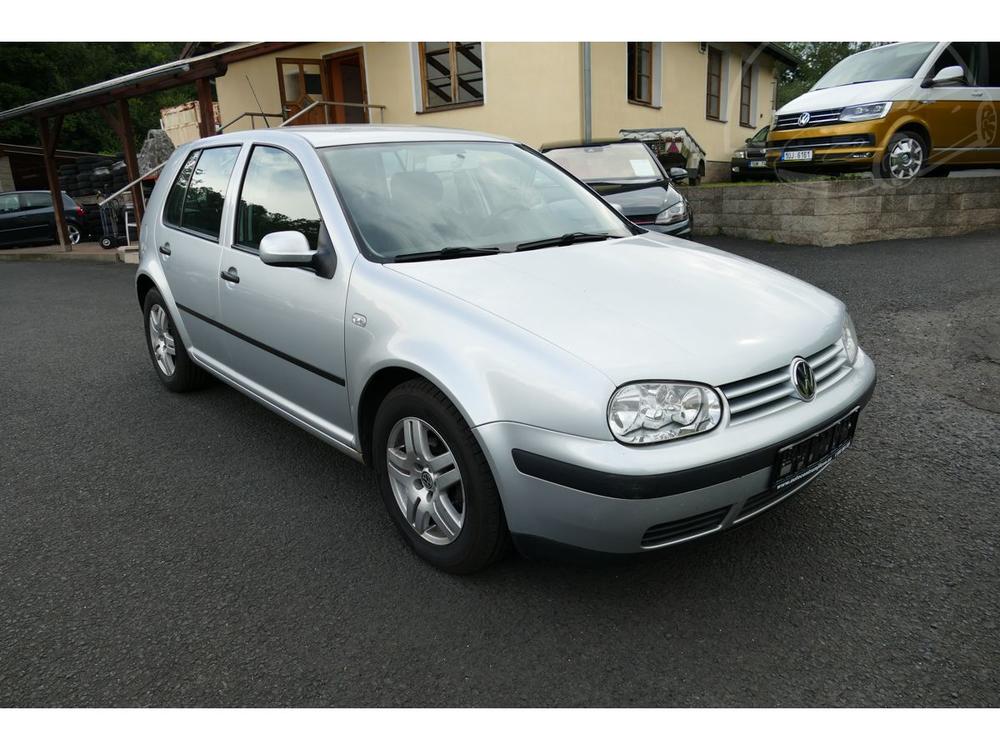 Prodm Volkswagen Golf 1,4 55KW KLIMA