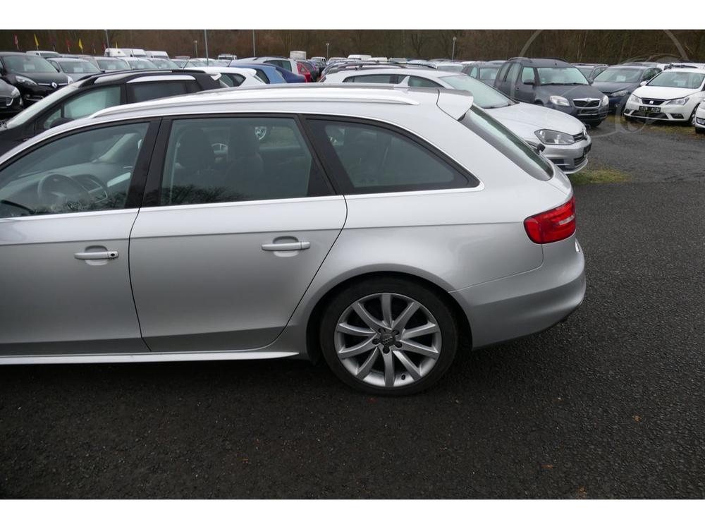 Audi A4 3,0TDI S-LINE QUATTRO