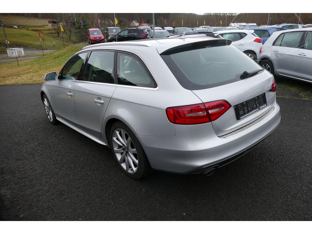 Audi A4 3,0TDI S-LINE QUATTRO