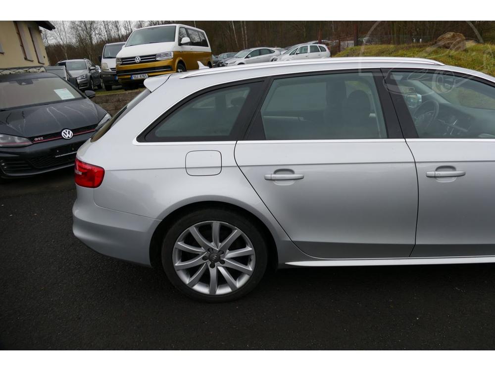 Audi A4 3,0TDI S-LINE QUATTRO